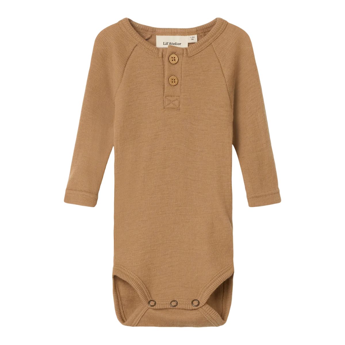 Comfortabel & stijlvol: Lil' Atelier baby noel slim wol rompertje in tigers eye. Gemaakt van 100% merinowol, O-hals met knoopdetails, lange mouwen en drukknoopsluiting. Een fijne basic! VanZus