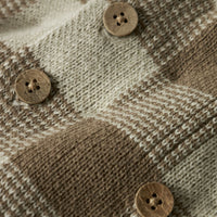 Het robo gebreid vestje sepia tint van Lil' Atelier Baby is een warm, comfortabel vestje voor jouw kleintje. Perfect voor koude dagen. Bestel nu bij VanZus
