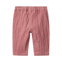 Lil' Atelier baby tima broek in nostalgia rose. Stijlvolle regular fit broek van biologisch katoen, met verstelbare taille en geborduurde details. Perfecte keuze voor een hippe en comfortabele look. VanZus