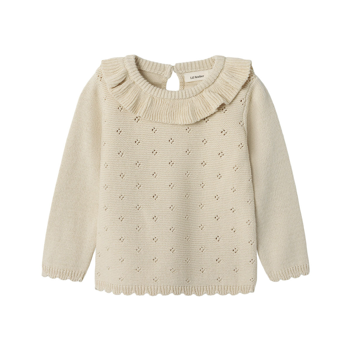 Het laguna knit shirt in de mooie kleur turtledove van het merk Lil' Atelier is een stijlvolle en comfortabele keuze voor elk kind. Deze pullover is gemaakt van 100% biologisch katoen, wat zorgt voor een zachte en huidvriendelijke ervaring. VanZus
