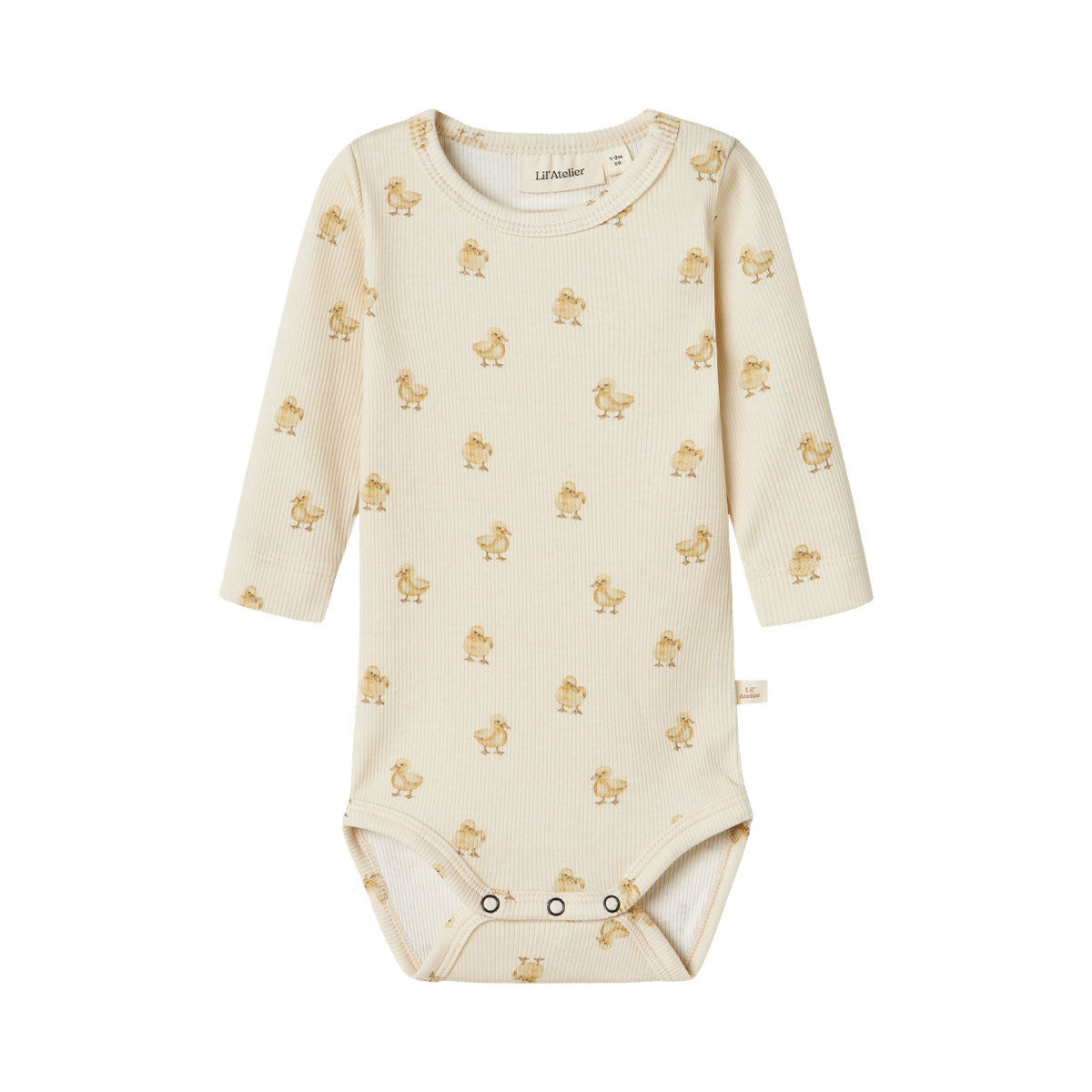 Hoe enorm schattig is dit lavo emo longsleeve romper in de kleur turtledove duck van het lieve merk Lil' Atlier?! Dit schattige rompertje is perfect voor je baby en wil je het liefst elke dag aandoen bij je kleintje, zo leuk is hij! VanZus