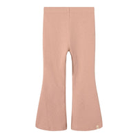 Hoe cute is deze hippe luna bootcut legging in de mooie kleur misty rose van het merk Lil' Atelier?! Deze roze legging heeft een super hip bootcut model en kun je geweldige leuk combineren met allerlei items, zoals een fijne trui, een lekker t-shirt of een spijkerjasje. VanZus