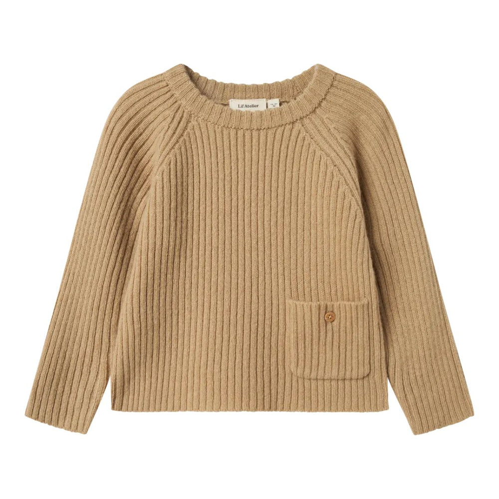 Ontdek de nalio boy knit trui in de kleur safari melange van het merk Lil' Atelier. Comfortabele gebreide top van wol en kasjmier, perfect voor elk seizoen. Duurzaam en stijlvol! VanZus