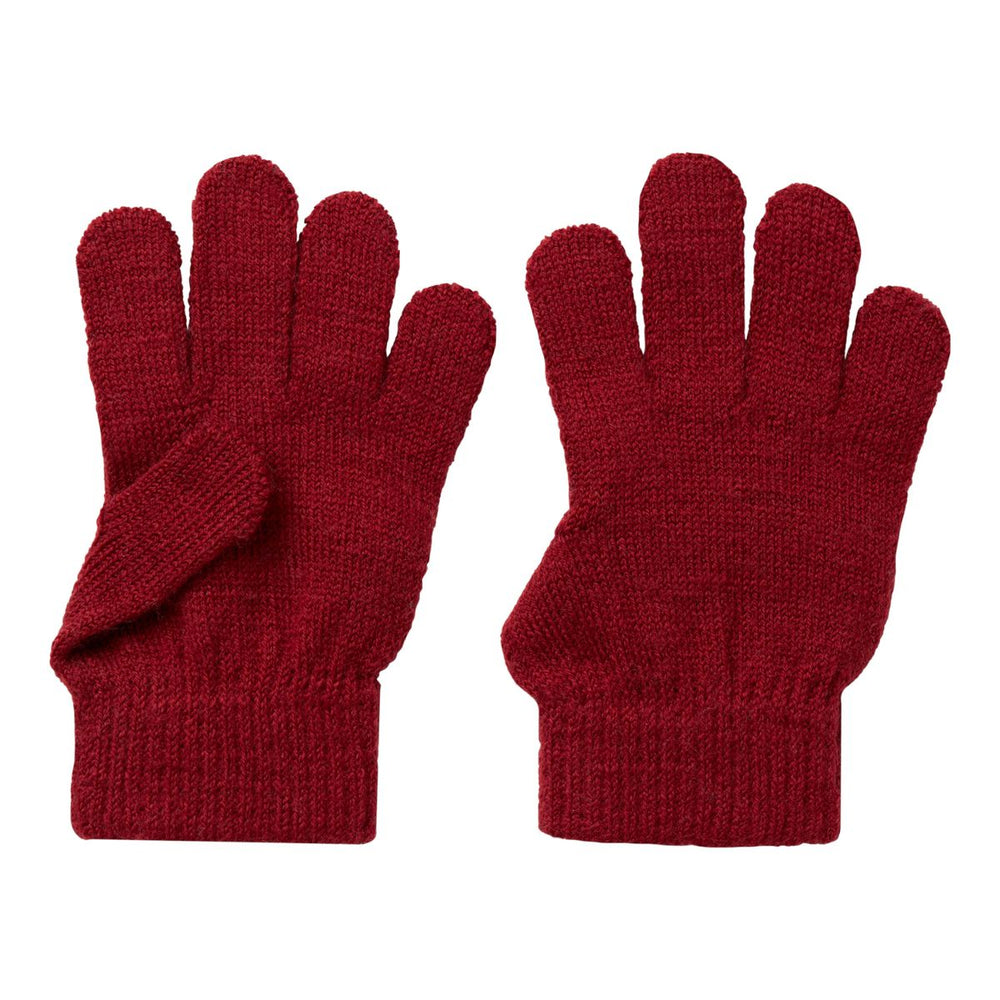 De Lil' Atelier nalu knit handschoenen in de kleur red dahlia zijn de perfecte finishing touch voor de winteroutfit van je kleintje. De handschoentjes zijn gemaakt van een zachte gebreide stof en houden de handen lekker warm tijdens de koude dagen. VanZus