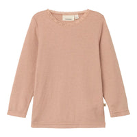 Voeg een stijlvolle touch toe aan de garderobe van je kind met de noel wol slim shirt roebuck van Lil' Atelier. Gemaakt van 100% merinowol, perfect voor de herfst en winter met een slim fit en lange mouwen! VanZus