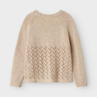 Het Lil' Atelier olga knit vestje in pastel parchment melange is een ideale aanvulling voor de garderobe van je kind. VanZus