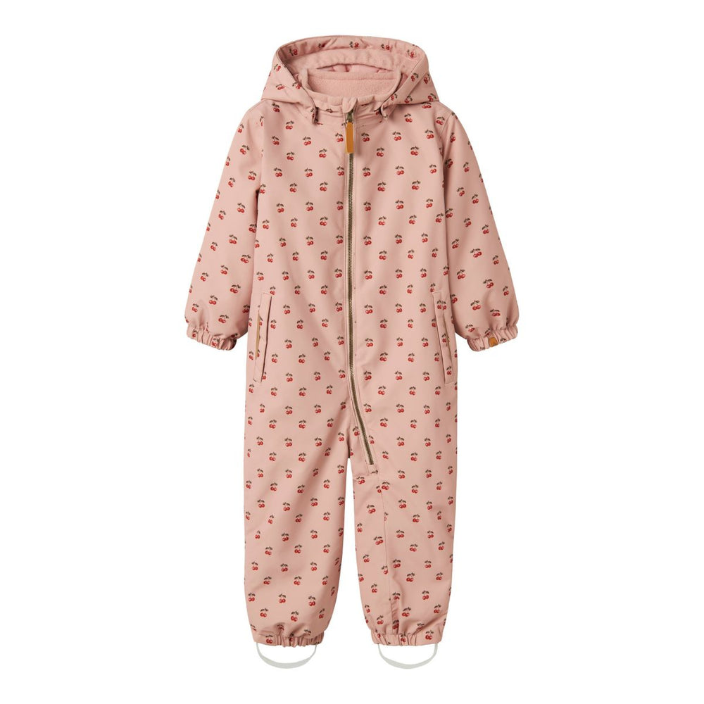 Je kleintje is lekker warm en stijlvol met het snow10 skipak in de prachtige rose cherry van het merk Lil' Atelier. Dit functionele en duurzame skipak is waterafstotend en winddicht, ideaal voor koude winterdagen. VanZus