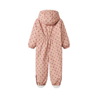Je kleintje is lekker warm en stijlvol met het snow10 skipak in de prachtige rose cherry van het merk Lil' Atelier. Dit functionele en duurzame skipak is waterafstotend en winddicht, ideaal voor koude winterdagen. VanZus