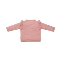 Wat zal het gebreid vest in de kleur fairy pink van Little Dutch je kindje mooi staan! Het roze vestje is heerlijk zacht en comfortabel door het zachte biologisch katoen. VanZus