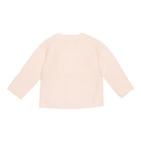 Dit gebreide vestje pink van Little Dutch is een heerlijke basic die je uitstekend kunt combineren met de andere items van Little Dutch! Dit roze gekleurde vestje voor jouw kleintje is namelijk superveelzijdig en kun je op veel verschillende manieren combineren. VanZus
