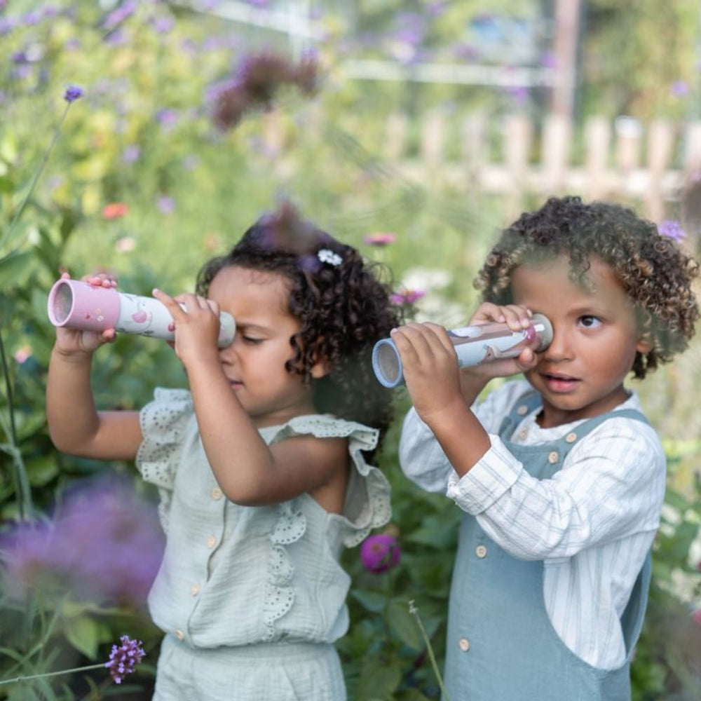 Laat je kind betoveren door de Little Dutch kaleidoscoop fairy garden. Ideaal voor nieuwsgierige kinderen van 2 tot 8 jaar. Leuk als cadeau. VanZus