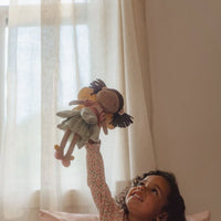 Op fantasierijke avonturen met Little Dutch knuffelpop Fairy Evi. Een zachte fee met vleugeltjes. Perfect voor kinderen van 1 tot 6 jaar. Bestel nu bij VanZus.