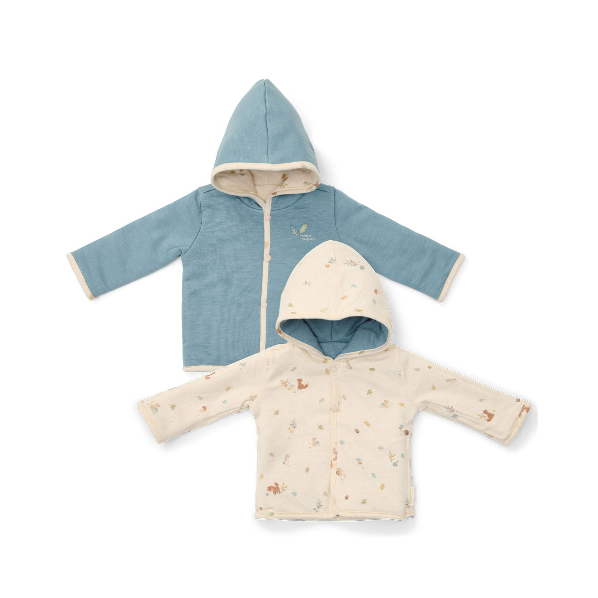 Heeft je kindje geknoeid op zijn of haar jas of ben je gewoon toe aan een nieuwe look? Dan keer je dit leuke reversible jasje in de kleur stone blue van Little Dutch gewoon binnenstebuiten. Piece of cake! VanZus