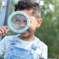 Met het Little Dutch vergrootglas forest friends ontdekken kinderen de natuur op speelse wijze. Perfect voor avonturiers! Ook in Fairy Garden. VanZus