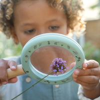 Met het Little Dutch vergrootglas forest friends ontdekken kinderen de natuur op speelse wijze. Perfect voor avonturiers! Ook in Fairy Garden. VanZus