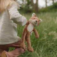 De vos long legs knuffel uit de forest friends-collectie van Little Dutch is perfect voor knuffelen en spelen. Zacht en kleurrijk, biedt hij comfort en verbeelding. Een geweldig cadeau voor elke babyshower! VanZus