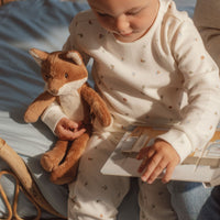 De vos long legs knuffel uit de forest friends-collectie van Little Dutch is perfect voor knuffelen en spelen. Zacht en kleurrijk, biedt hij comfort en verbeelding. Een geweldig cadeau voor elke babyshower! VanZus