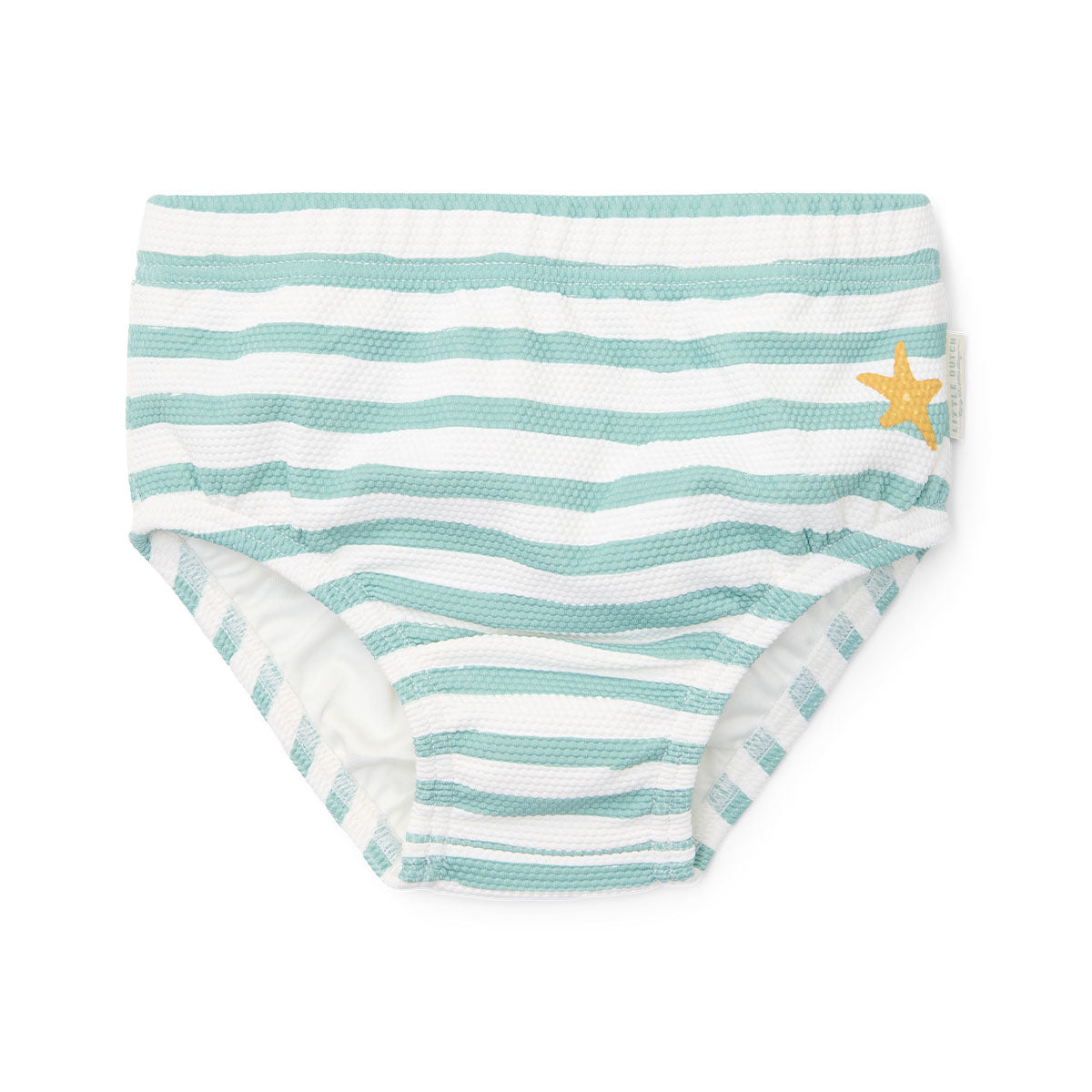 Je kindje is helemaal klaar voor het strand, het zwembad en voor zomerse vakanties met deze lieve zwemluier in de variant stripes surf blue van het merk Little Dutch. Deze zwemluier is gemaakt van UV-beschermend gerecycled polyester en elastaan. VanZus