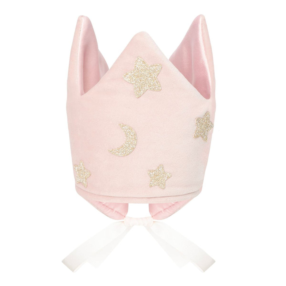 Straal als een prinses met de stars and moon velvet kroon pink van Mimi & Lula. De roze fluweelzachte  kroon is bedekt met glinsterende sterren en manen. Perfect voor prinsessenfeestjes. VanZus