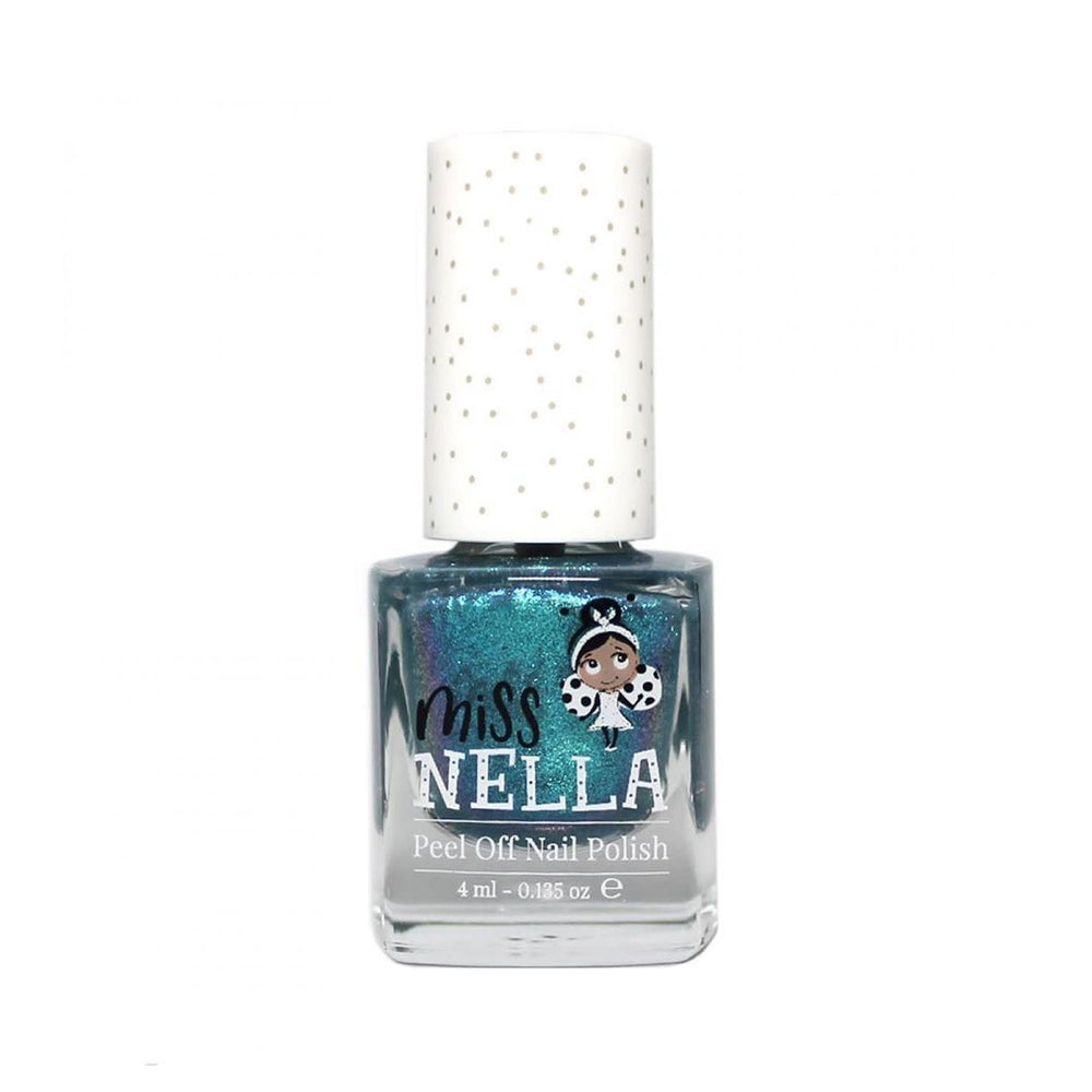 Laat de nageltjes van jouw kindje shinen met de nagellak blue the candles van het merk Miss Nella. De peel off nagellak is speciaal ontworpen voor kinderen en is vrij van chemicaliën. In verschillende kleuren. VanZus