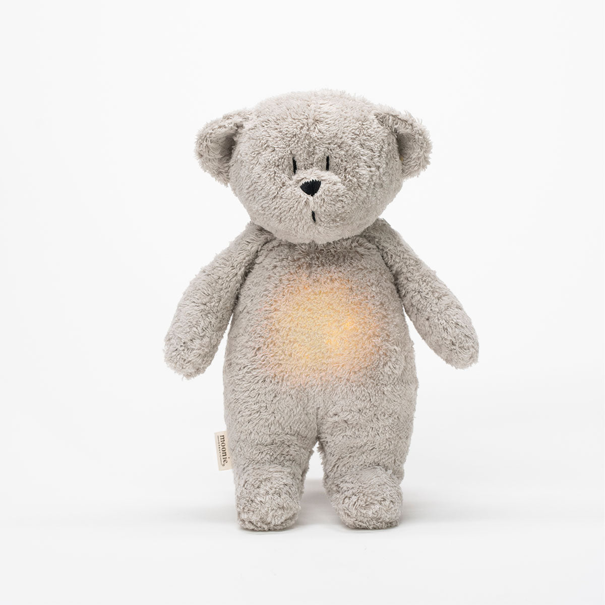 Deze fantastische humming bear lamp gray natur van het merk Moonie is ideaal voor kleintjes die lastig in slaap kunnen vallen. Deze lieve berenknuffel is namelijk voorzien van een lampje en produceert fijne en natuurlijk geluiden waarmee je kindje heerlijk in slaap kan vallen. VanZus