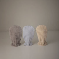 Maak het badderen speciaal met de Mushie 2-pack washandjes in fog. Perfect voor de gevoelige huid, van biologisch katoen en duurzaam. Afmeting 10 x 22,5 cm. Ideaal voor elke babyuitzet. VanZus