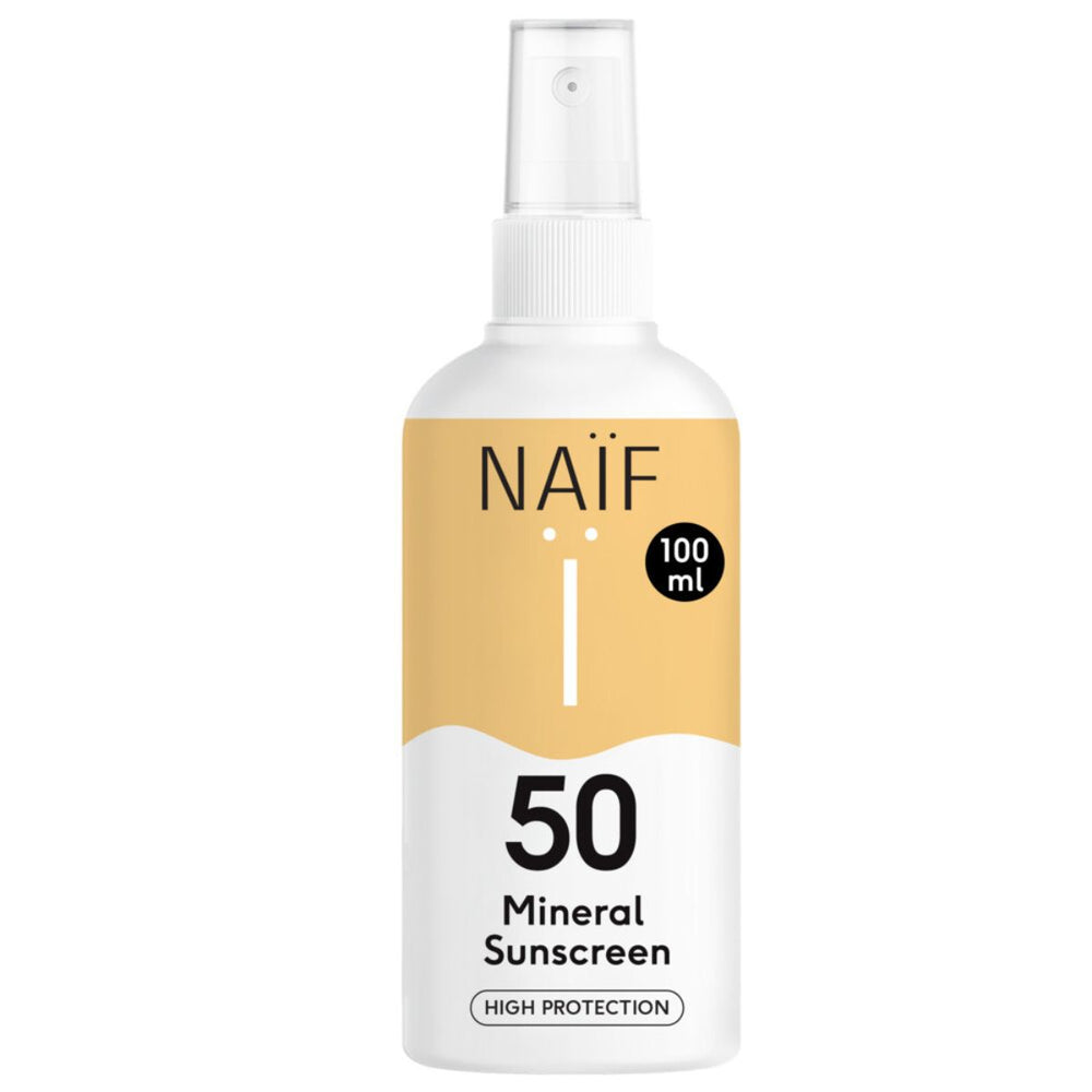 Voor een optimale bescherming: minerale zonnebrandspray SPF 50 van Naïf. Beschermt tegen UVA- en UVB-straling, voed de huid, makkelijk uit te smeren en water resistent. Voor elk huidtype. VanZus