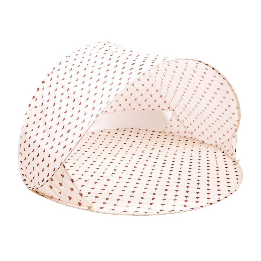 Staat er een dagje strand op de planning of gaan jullie op vakantie? Dan is deze pop-up strandtent lovely roots van het merk Mrs Ertha een absolute must have! VanZus