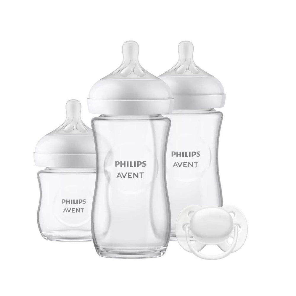 De Philips Avent babyflessen glas natural response set 3 stuks ondersteunen het natuurlijke zuigritme van je baby. 3 Glazen flessen: 2x 260 ml en 1x 125ml Vanaf 0+ maand. Speen voor 0+ maand (uitvloei 2 druppels). VanZus.