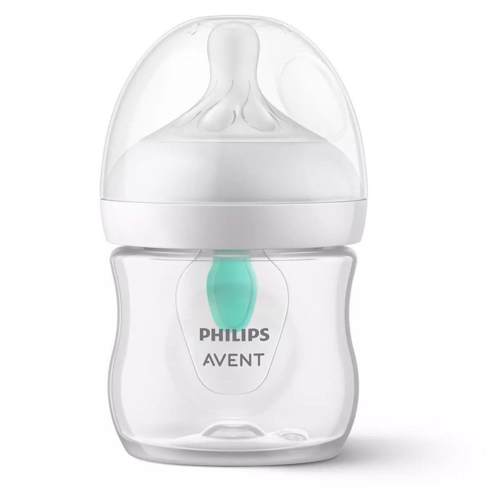 De babyfles natural response met airfree-ventiel 125 ml van het merk Philips Avent is het ideale babyflesje voor jouw kindje. Deze fles is namelijk voorzien van een 'natuurlijke zuigreflex speen' en heeft een unieke opening die alleen melk toelaat als je kindje daadwerkelijk actief aan het drinken is. 