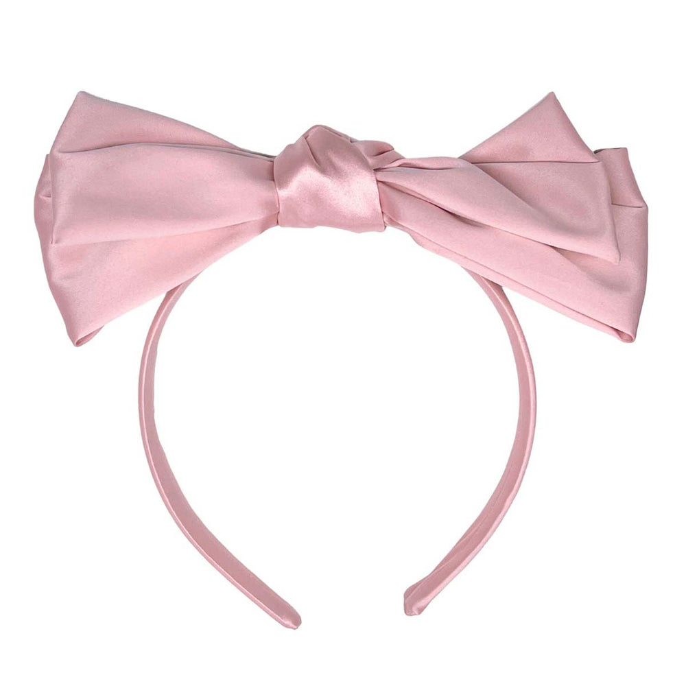 Ga voor een opvallende look van jouw mini met de diadeem bow satin met strik van Rockahula. Verkrijgbaar in de kleur blush (roze). De perfecte haaraccessoire voor jouw kindje! VanZus