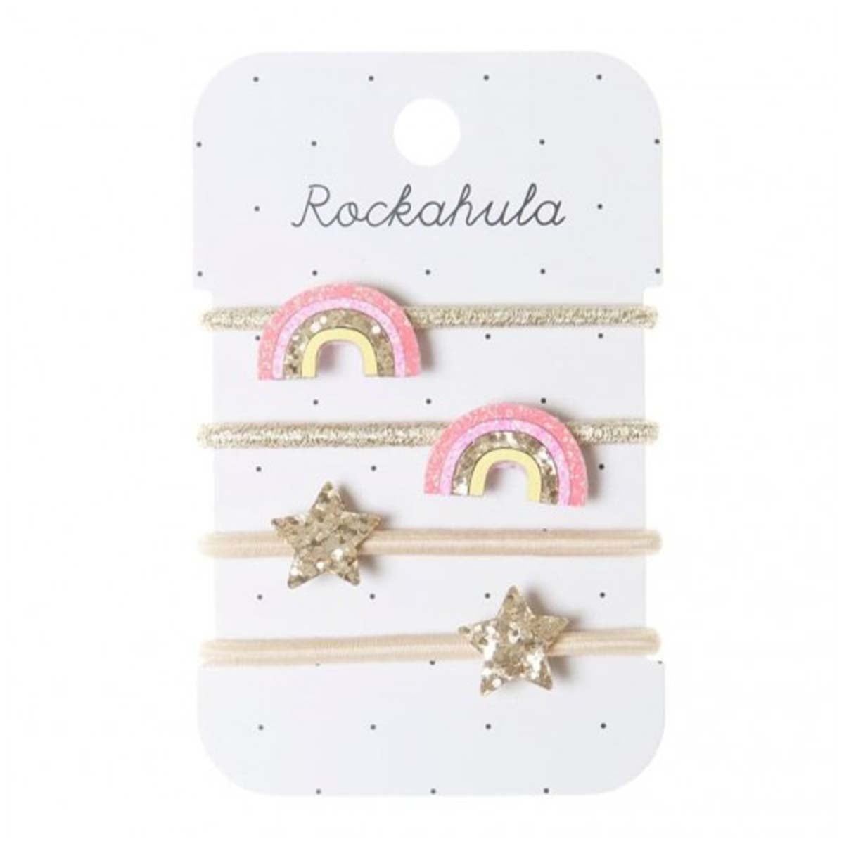 Rockahula’s disco rainbow elastiekjes zijn super cute! De set bestaat uit 4 elastieken: 2 goudkleurige elastieken met glitter sterren en 2 goudkleurige glitter elastieken met glitter regenbogen. Hip & handig. VanZus