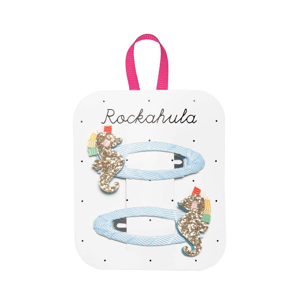Maak de look van je kindje af met deze rainbow seahorse speldjes van het vrolijke merk Rockahula. Zeker als je kindje gek is op dieren, dan zijn deze haarspelden een absolute must have! Deze speldjes zijn niet alleen praktisch, ze zien er ook ontzettend lief uit! VanZus