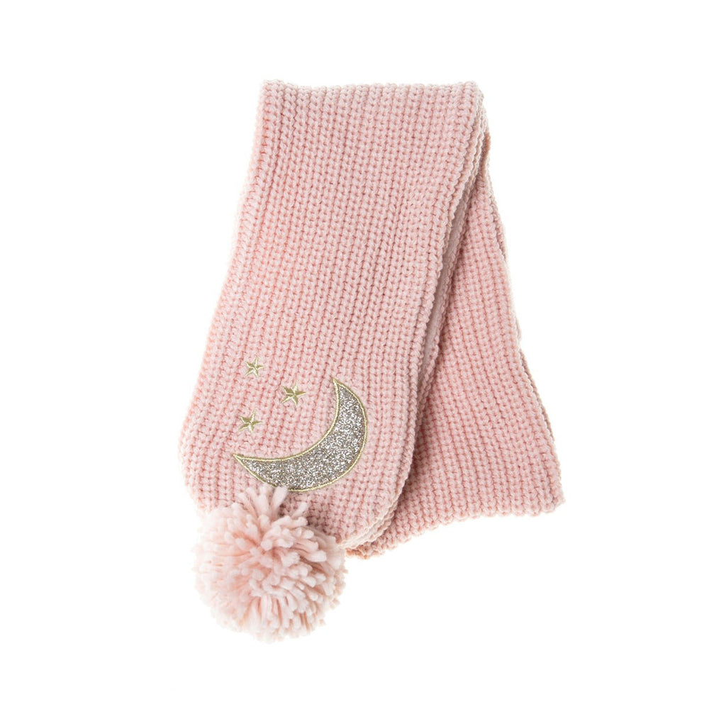 Met de Rockahula moonlight gebreide sjaal pink, een zachtroze sjaal met geborduurde sterren en de maan, loopt jouw kindje er stijlvol en warm bij deze winter. De leukste winteraccessoires koop je bij: VanZus