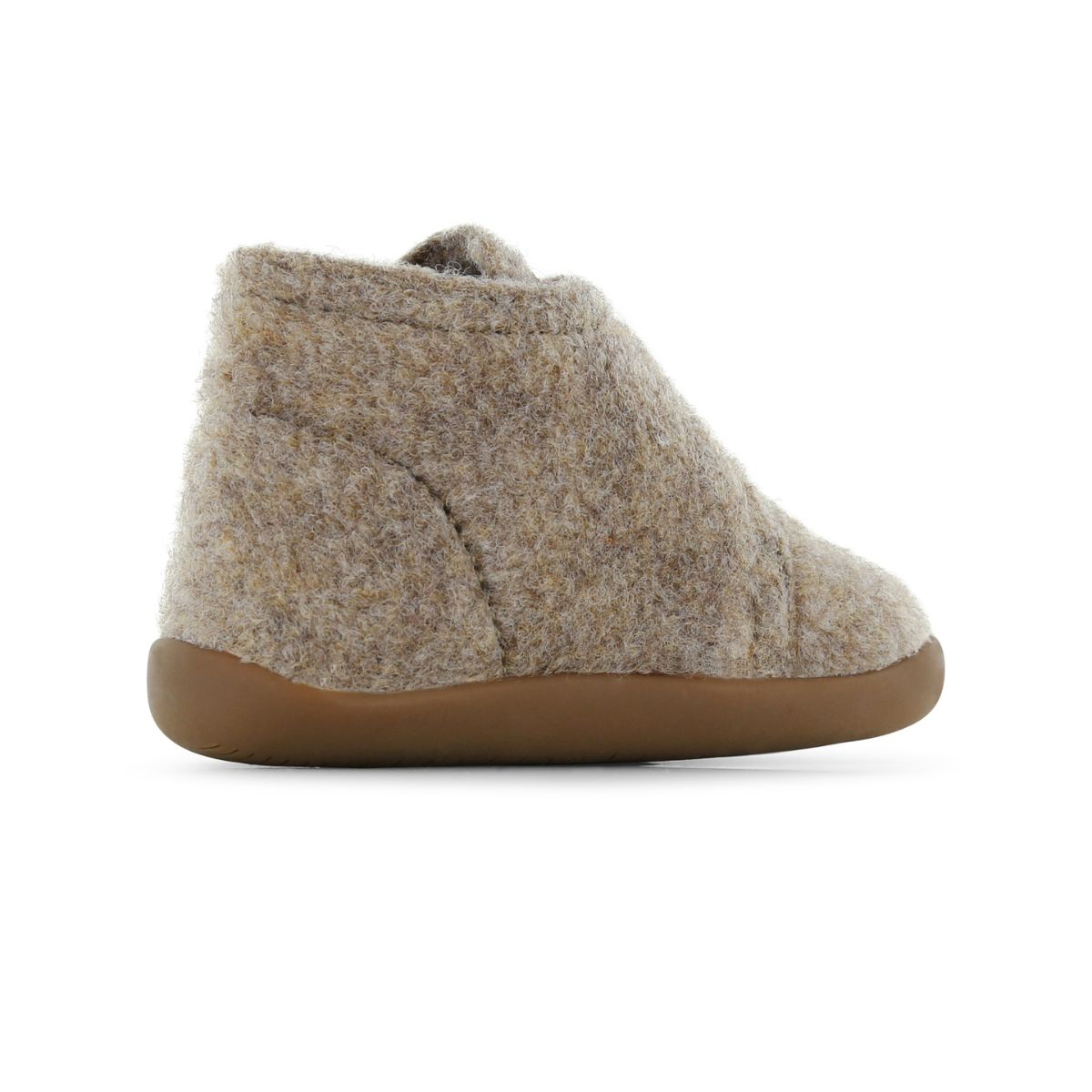 Met de Shoesme house shoe in de kleur taupe scoor je een heerlijke pantoffel met klittenband voor je kind. De pantoffels hebben een flexibele anti-slip zool en zijn gemaakt van wolvilt. Door de anti-slip zolen en de flexibiliteit zijn de pantoffels ook geschikt voor kinderen die de eerste stapjes zetten. VanZus