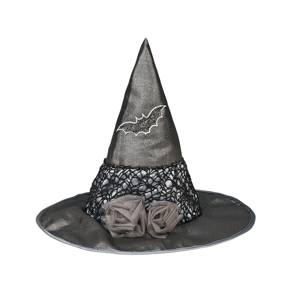 Met deze Mathilde heksen hoed van het Nederlandse merk Souza! wordt je kindje in een handomdraai omgetoverd tot een heks. Ideaal voor een verkleedpartijtje, een toneelstuk of om gewoon mee te spelen. VanZus