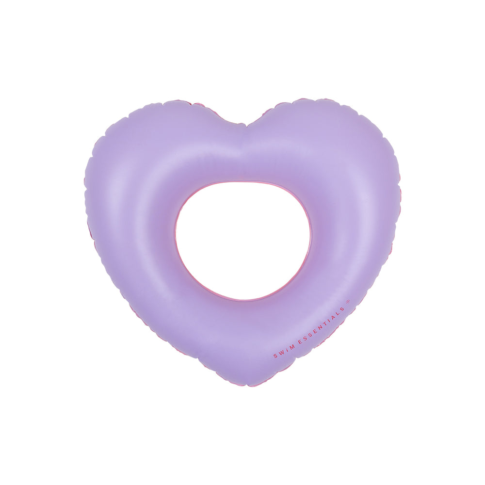 De Swim Essentials zwemband 55 cm red purple heart is het perfecte accessoire voor jouw kindje tijdens een dagje bij het zwembad of de zee. Deze leuke zwemband is niet rond maar heeft de vorm van een hart. VanZus.