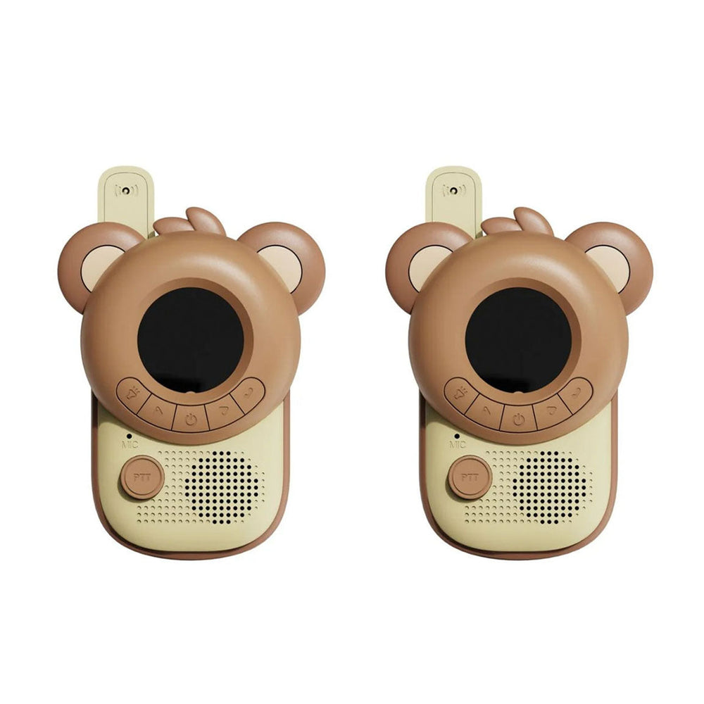 Zorg voor uren speelplezier bij je kindje met deze geweldige zoo walkie talkies bear x bear set van het merk The Zoofamily! Deze schattige walkietalkie hebben een beertjesdesign en dagen de verbeelding en creativiteit van je kind uit. VanZus