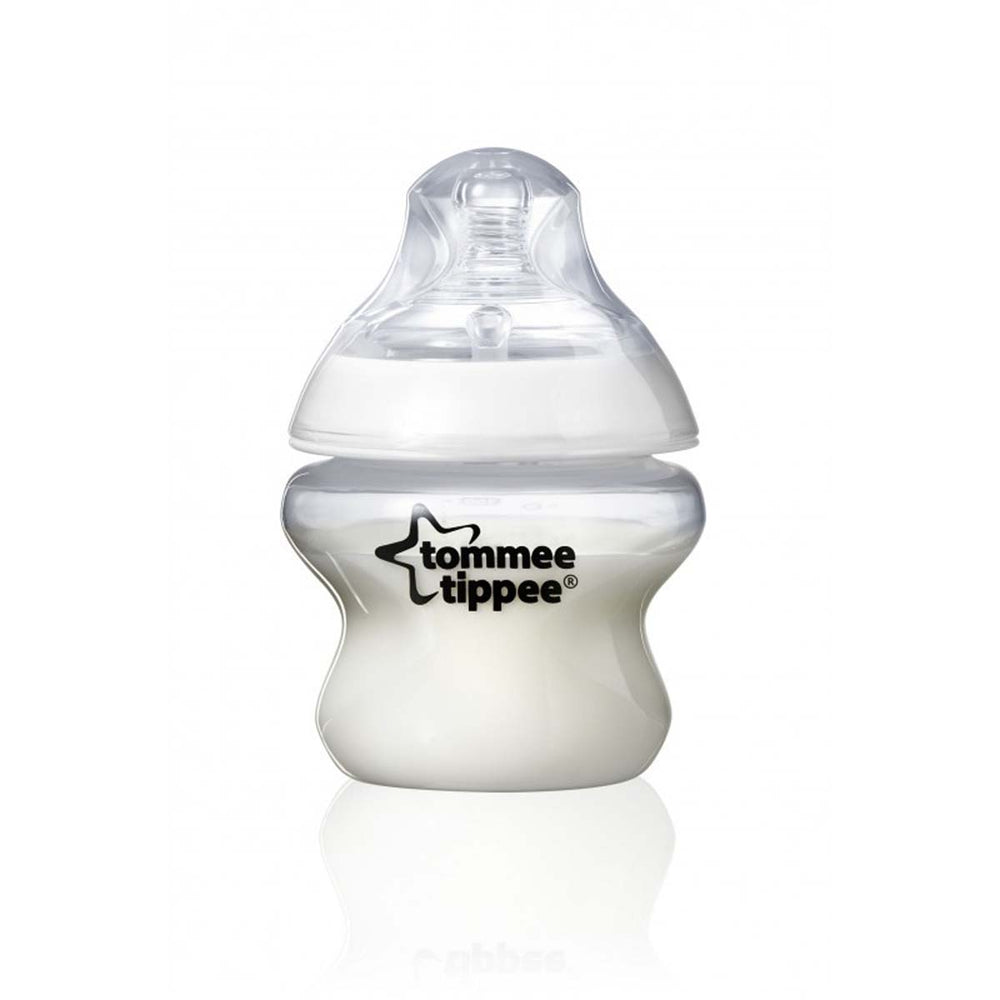 De Tommee Tippee babyfles 150 ml advanced uit de closer to nature lijn, is een fles voor baby's vanaf de geboorte. De flesspeen bootst de borst na en de easi-vent laat lucht ontsnappen. Inhoud: 150 ml. Vanaf 0+. VanZus.
