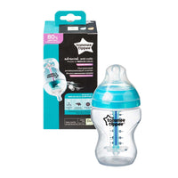 De Tommee Tippee babyfles blue advanced 260 ml uit de closer to nature lijn, is een fles voor baby's vanaf de geboorte. De flesspeen bootst de borst, incl anti-koliek ventiel. Inhoud: 260 ml. Kleur: blauw. Vanaf 0+. VanZus.