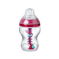 De Tommee Tippee babyfles elephant pink advanced 260 ml uit de closer to nature lijn, is een fles voor baby's vanaf  0+ m. Met anti-koliek ventiel en de flesspeen, die de borst nabootst. Inhoud: 1x 260 ml. Kleur: roze. VanZus.