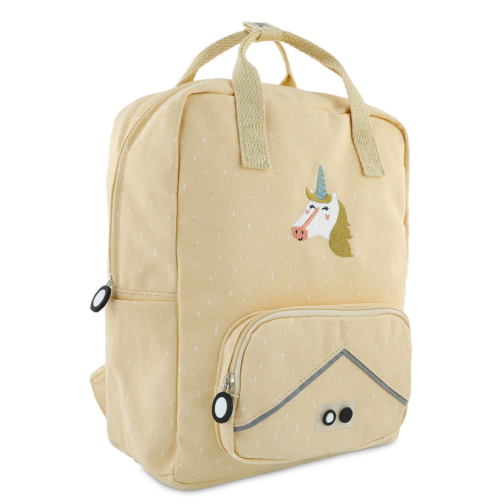 Met de Trixie Mrs. Unicorn rugzak groot is je kleintje klaar voor elk avontuur! De eerste schooldag of een leuke activiteit: in deze grote schooltas in de vorm van een eenhoorn kan je al jouw spulletjes kwijt. VanZus.