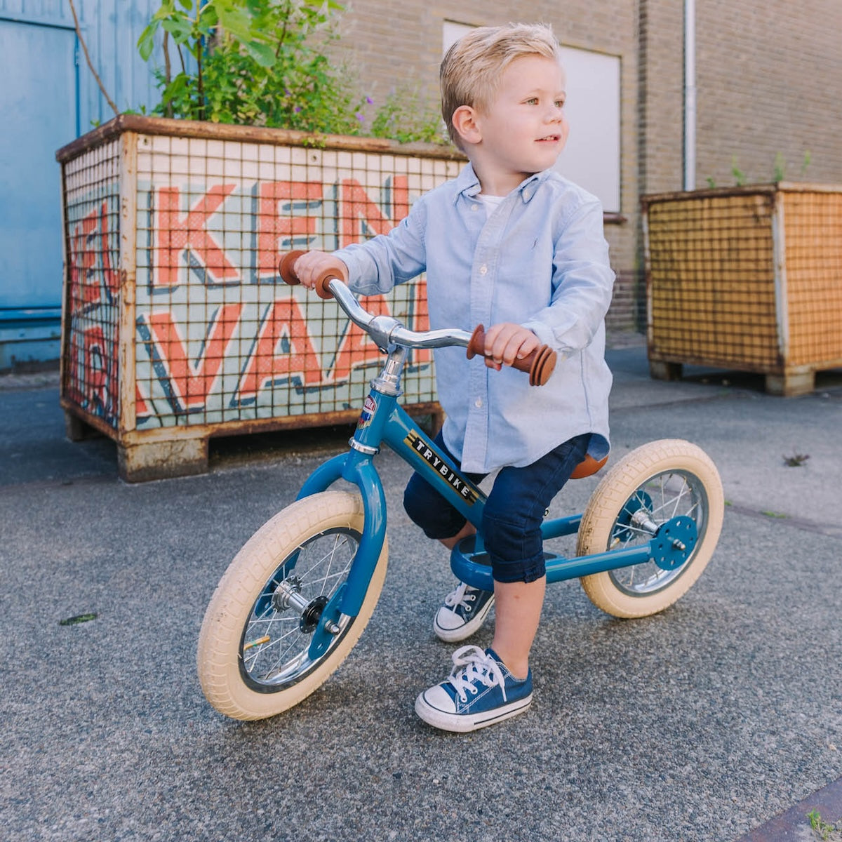 Trybike steel balance bike vintage blue