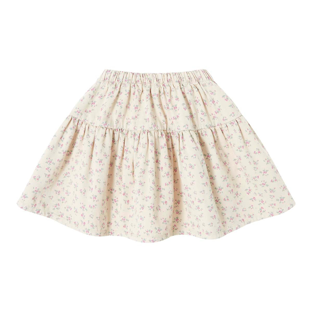 Vrolijk & hip: het flared rokje flowers in de kleur beige van het Spaanse merk Tocoto Vintage. De mini rok heeft schattige ruches aan de onderkant en een lieve bloemenprint. In de maten 98 t/m 140. VanZus