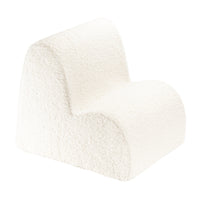 Ooh, de Wigiwama cloud stoel cream white is toch een geweldige relax stoel voor jouw kindje?! Deze stoel lijkt op een pluizige wolk en is dus super uitnodigend voor kinderen om op te gaan zitten. VanZus.