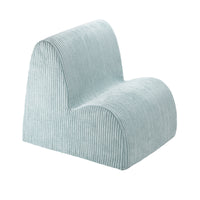 Ooh, de Wigiwama cloud stoel peppermint green is toch een geweldige relax stoel voor jouw kindje?! Deze stoel lijkt op een pluizige wolk en is dus super uitnodigend voor kinderen om op te gaan zitten. VanZus.