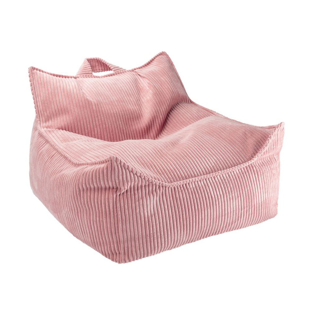 De Wigiwama beanbag stoel pink mousse is een heerlijke plek voor je kleintje om even tot rust te komen. Deze zitzak stoel is heerlijk zacht en zit super comfortabel. Een boek en snack erbij en relaxen maar! VanZus.