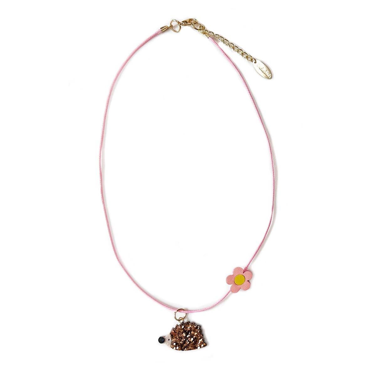 Fleur elke outfit op met Rockahula’s hattie hedgehog ketting. De ketting heeft een roze koordje, een glitter egel hanger en een mooie schattige roze met gele bloem. Ook leuk met de bijpassende armbanden set. VanZus 