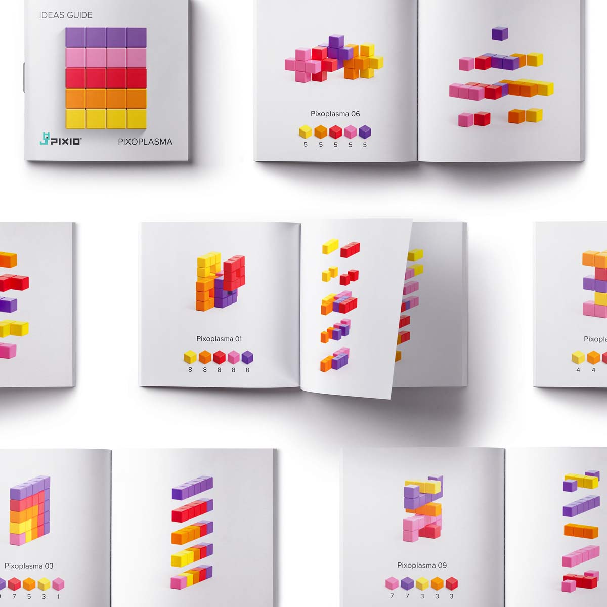 Met de PIXIO Abstract Pixoplasma kun je je creativiteit helemaal kwijt. Met deze magnetische blokken kun je 3D pixel kunstwerken maken. In de set vind je 60 blokken in 5 verschillende, vrolijke kleuren.  In de app word je stap voor stap meegenomen om de mooiste creaties te maken met dit toffe magneetspeelgoed! VanZus.
