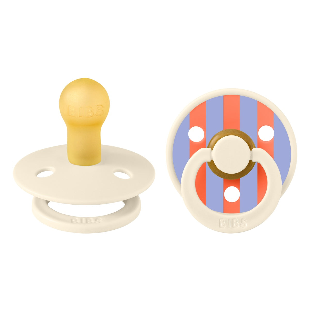 De originele fopspeen met een rond lichtgewicht schild en kersvormige speen: de BIBS colour spenen. De 2-pack studio colour pin spenen in de variant ivory/hush zijn ontworpen om de vorm van de moederborst na te bootsen. VanZus